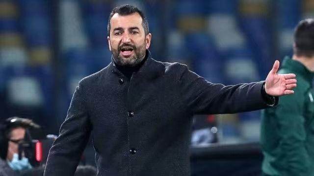 1654038507511018138.jpg fc3b6c6b5f3402aa05003be5aaca963.jpg