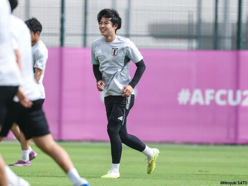 500万彩票网-半决赛受伤被换下的日本U23主力中卫市原吏音决定带伤出战