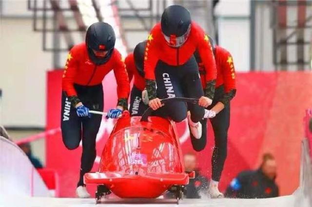 500彩票-【冬奥·人物】应清:“黑科技”助力 在“墙上”起飞