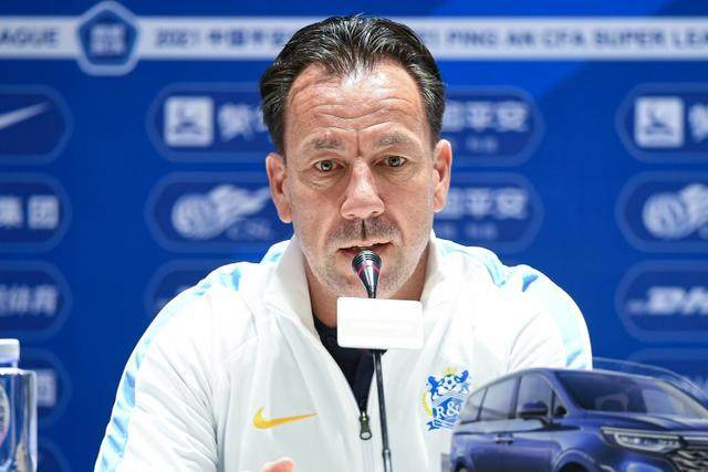 500彩票-两连胜重回前四的广州城信心满满：与沧州不容有失